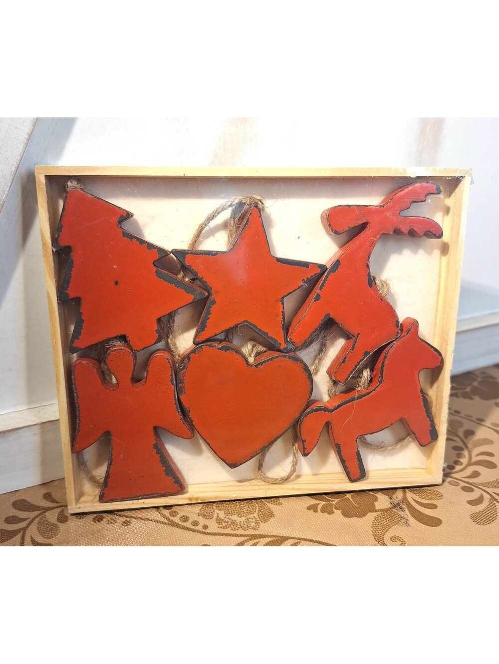 Pier 1 imports set of 6 Mini Wood Red Christmas Ornaments (New, Sealed) 2"-2.5"